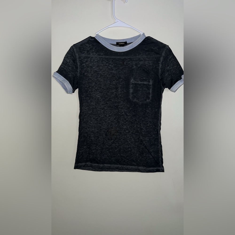 Forever 21 T-Shirt Size Small